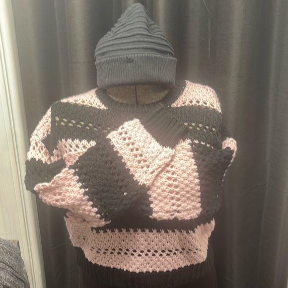 Knit pullover sweater - Picture 2 of 9